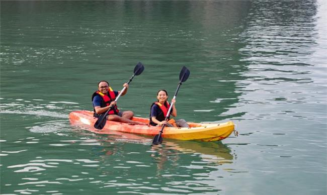 Kayaking in Ao Ech Area